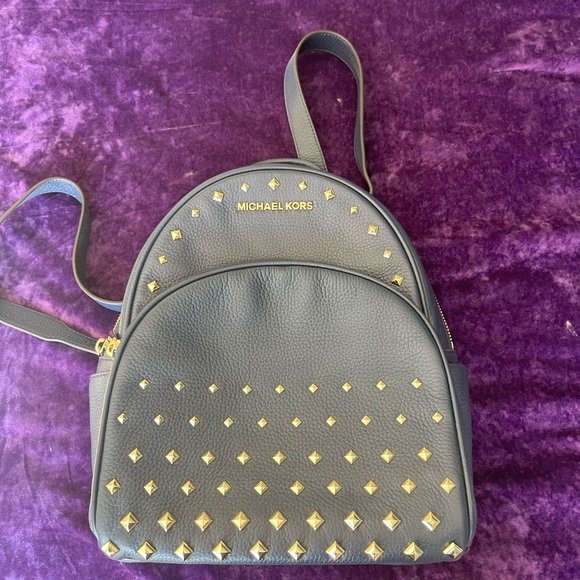 MICHAEL KORS Abbey Medium Studded Calfskin Backpack Navy - Picture 3 of 6